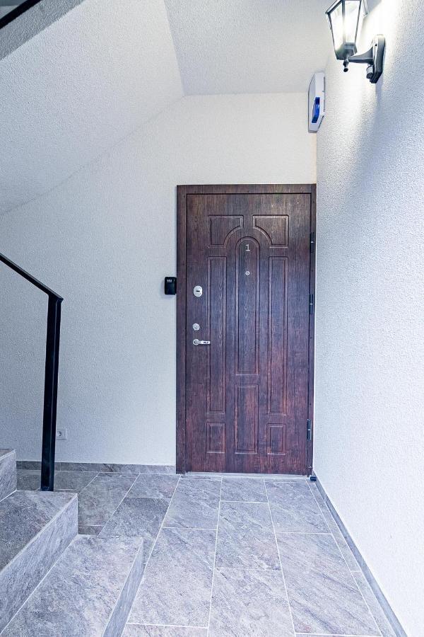 קובנה Owls Hill Apartment מראה חיצוני תמונה