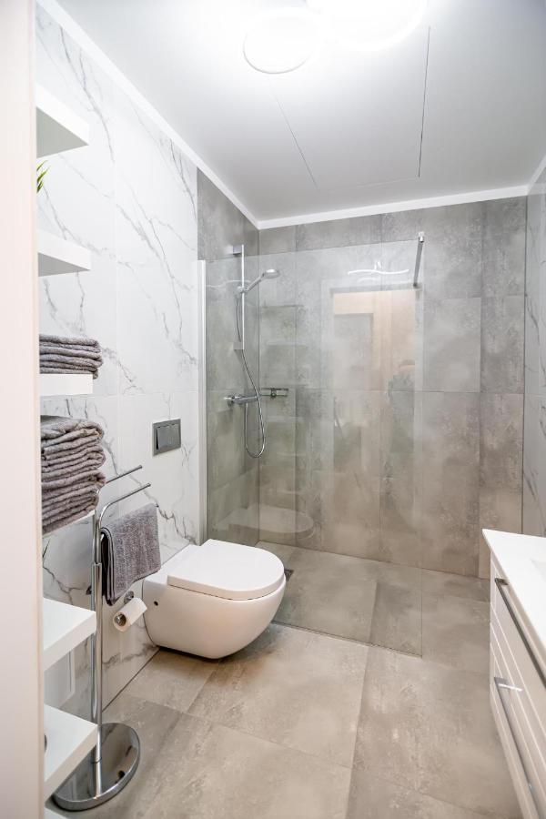 קובנה Owls Hill Apartment מראה חיצוני תמונה